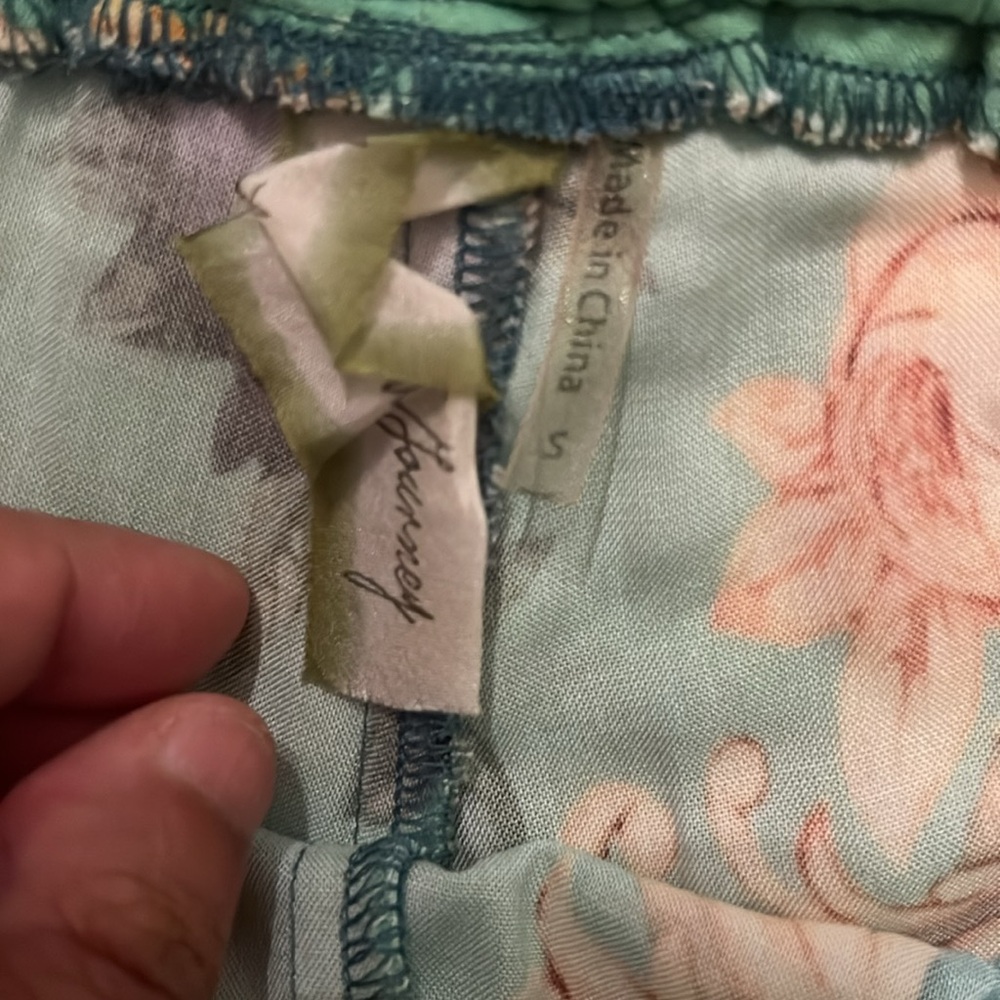 Aratta shorts nwt - Picture 2 of 4